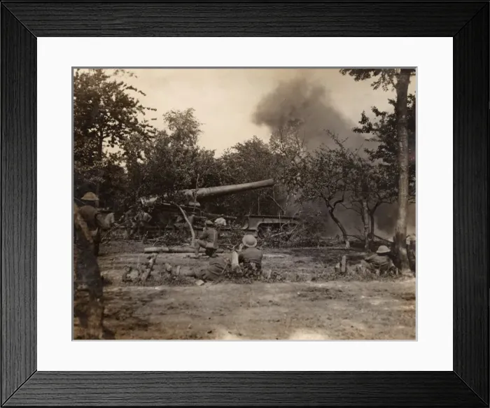 Framed Print : Large railway mounted gun firing, WW1 Framed Print : Large railway mounted gun firing, WW1