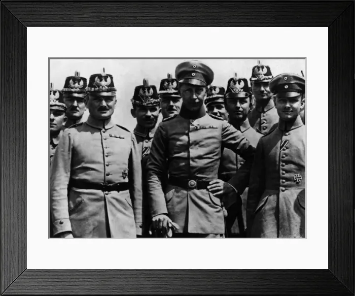 Framed Print : Crown Prince Wilhelm with hussars, WW1 Framed Print : Crown Prince Wilhelm with hussars, WW1