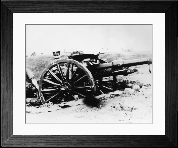 Framed Print : British gun on the Western Front, WW1 Framed Print : British gun on the Western Front, WW1