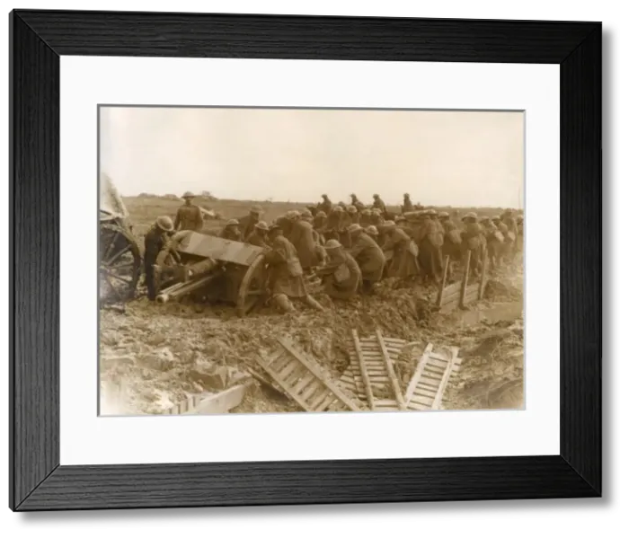 Framed Print : Moving a field gun stuck in mud, Western Front, WW1 Framed Print : Moving a field gun stuck in mud, Western Front, WW1