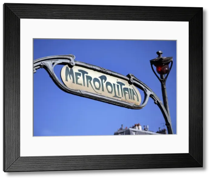 Framed Print : Metropolitain Metro sign in Paris, France Framed Print : Metropolitain Metro sign in Paris, France