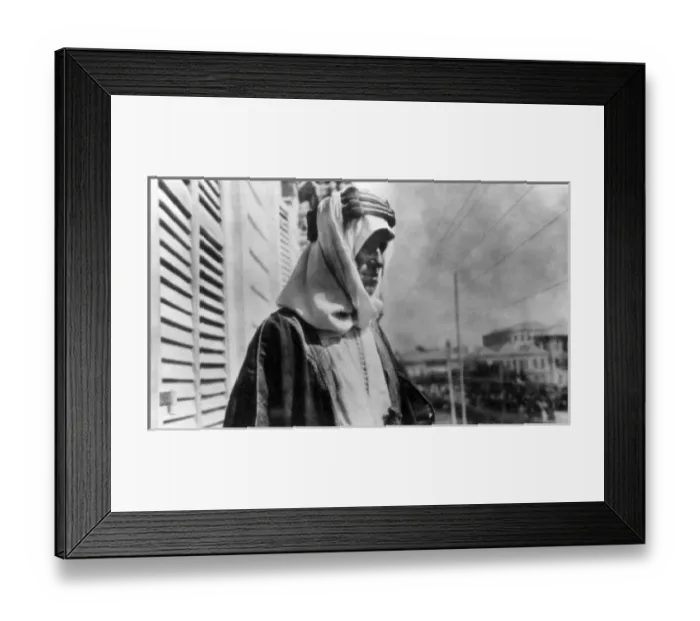 Framed Print : T E Lawrence (Lawrence of Arabia) Framed Print : T E Lawrence (Lawrence of Arabia)
