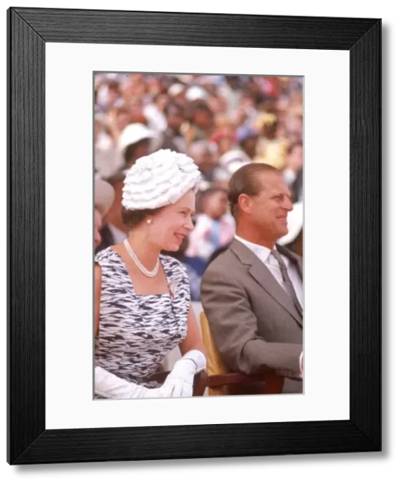 Framed Print : Queen Elizabeth II - West Indies royal tour 1966 Framed Print : Queen Elizabeth II - West Indies royal tour 1966