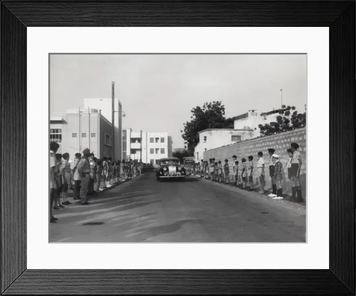 Framed Print : Chief Scout of Aden arriving Framed Print : Chief Scout of Aden arriving