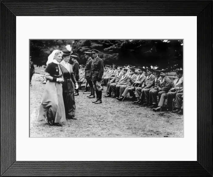 Framed Print : Queen Mary visiting a Red Cross hospital at Netley Framed Print : Queen Mary visiting a Red Cross hospital at Netley