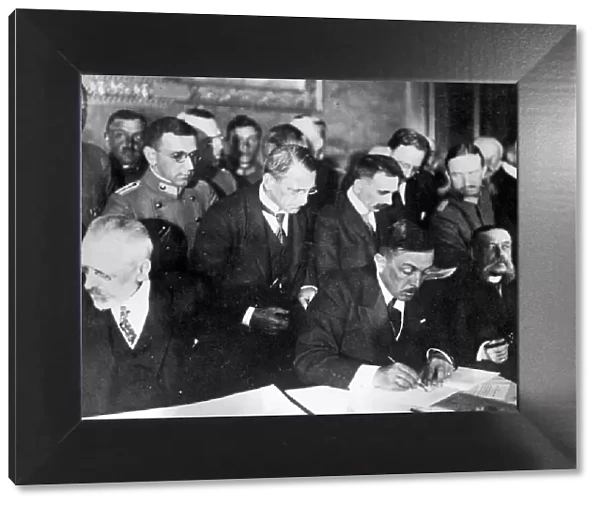 Richard von Kuhlmann signing Peace Treaty, Romania