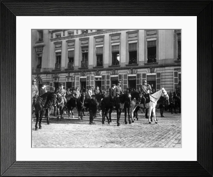 Framed Print : State entry of King and Queen of Belgium into Brussels Framed Print : State entry of King and Queen of Belgium into Brussels