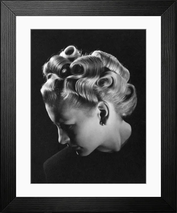 Framed Print : 1940s hairstyle Framed Print : 1940s hairstyle