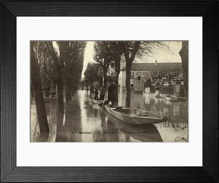 Framed Print : A flood in the village of Meulan, France Framed Print : A flood in the village of Meulan, France