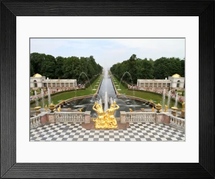 Framed Print : Peterhof Palace and Garden, St Petersburg, Russia Framed Print : Peterhof Palace and Garden, St Petersburg, Russia