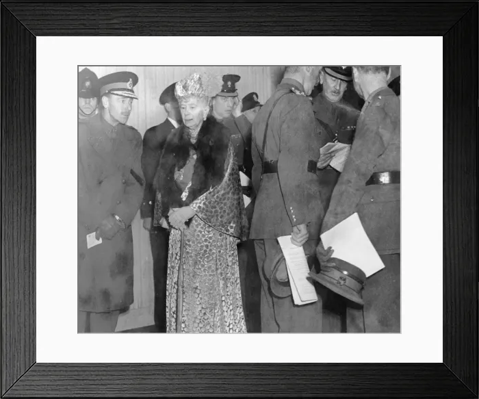 Framed Print : Wedding of Princess Elizabeth and Prince Philip Framed Print : Wedding of Princess Elizabeth and Prince Philip