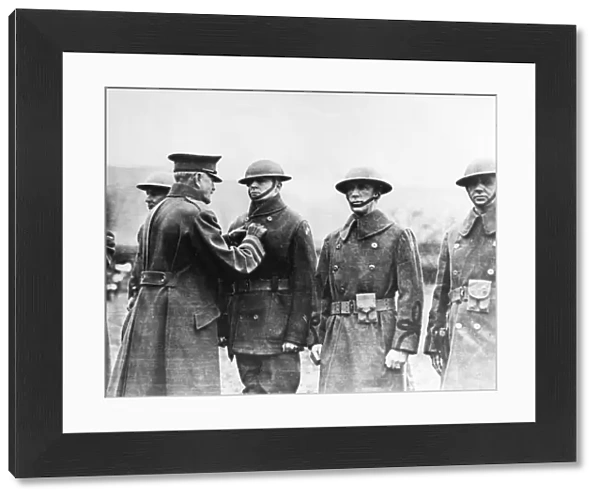 Brigadier General Macarthur receiving DSM from Pershing