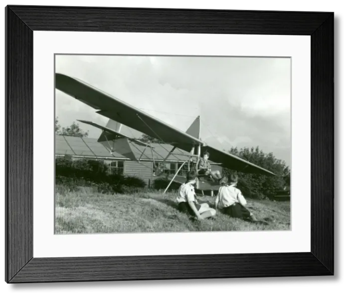 Framed Print : Scouts with Elliotts Primary EoN Glider Framed Print : Scouts with Elliotts Primary EoN Glider
