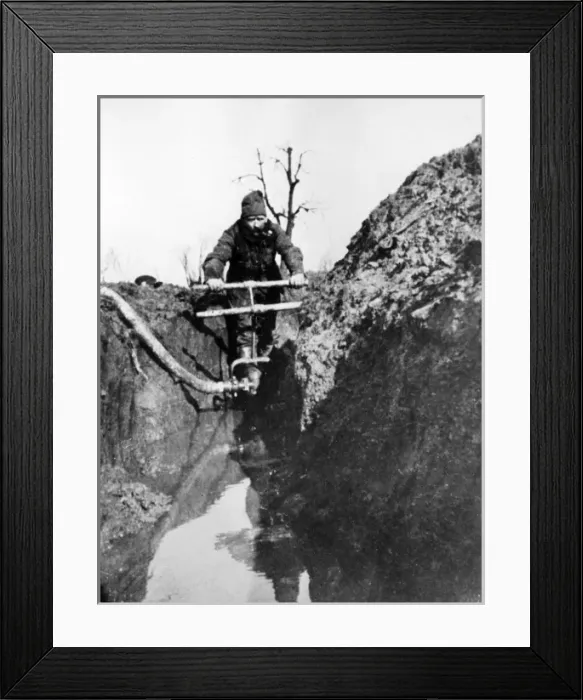 Framed Print : Soldier in a trench on the Western Front, WW1 Framed Print : Soldier in a trench on the Western Front, WW1
