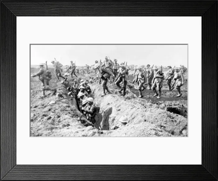 Framed Print : British soldiers on the Western Front, WW1 Framed Print : British soldiers on the Western Front, WW1
