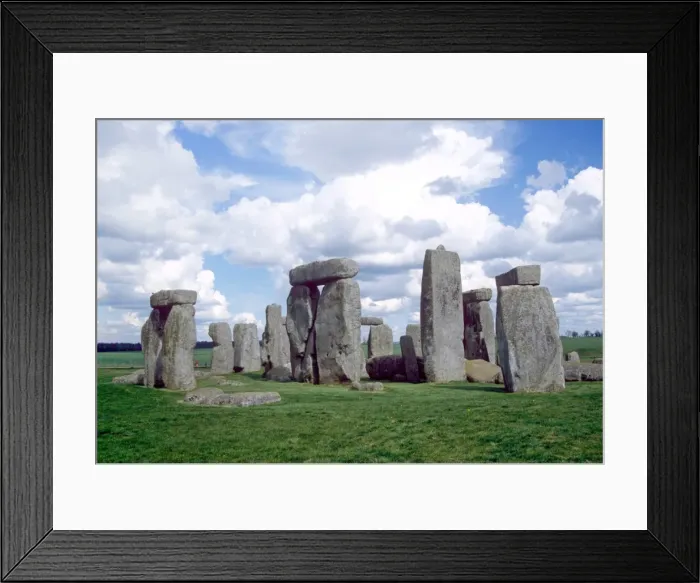 Framed Print : Stonehenge, Wiltshire, England Framed Print : Stonehenge, Wiltshire, England