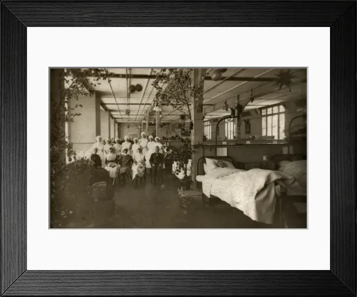 Framed Print : Staff and patients at Holborn Union Infirmary, Highgate, Lon Framed Print : Staff and patients at Holborn Union Infirmary, Highgate, Lon