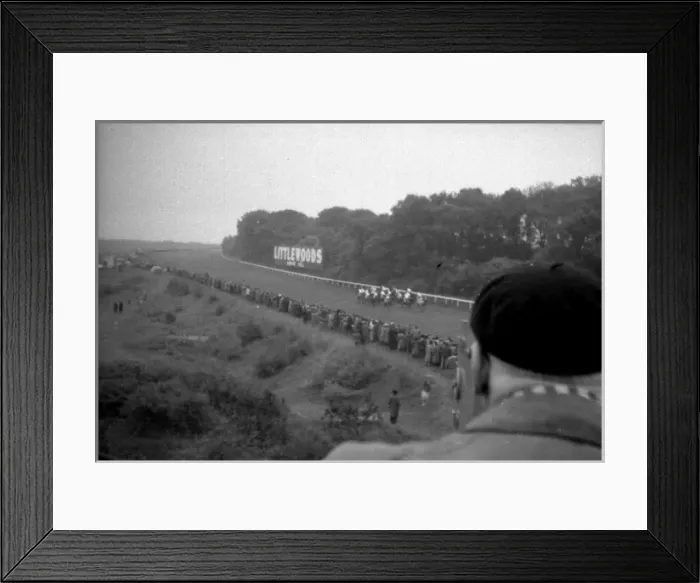 Framed Print : Epsom Derby - 1954 Framed Print : Epsom Derby - 1954