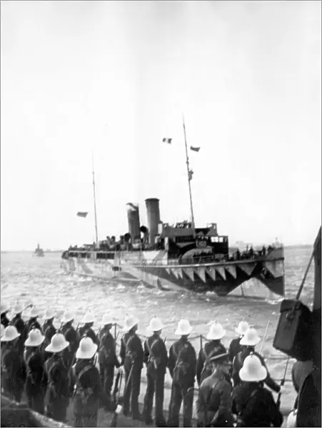 Jan Breydel arriving at Dover with Haig and others