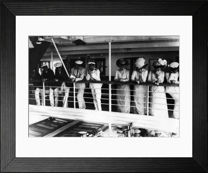 Framed Print : King George V on board the Medina Framed Print : King George V on board the Medina