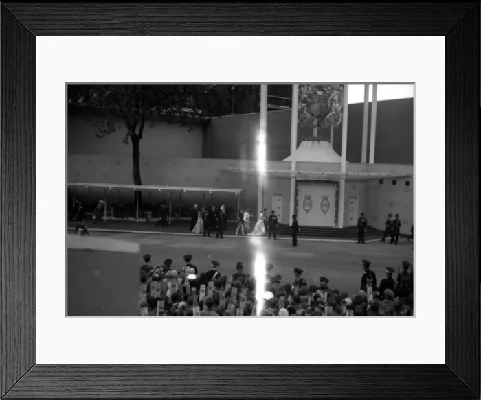 Framed Print : Coronation. VIPs arriving as side entrance Framed Print : Coronation. VIPs arriving as side entrance
