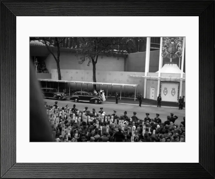Framed Print : Coronation. Heads of State and VIPs arrive Framed Print : Coronation. Heads of State and VIPs arrive
