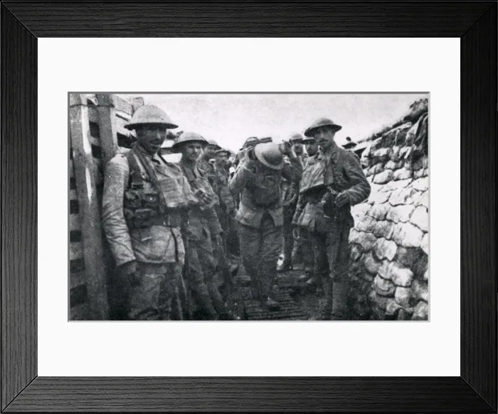Framed Print : Portuguese troops in a trench, Western Front, WW1 Framed Print : Portuguese troops in a trench, Western Front, WW1