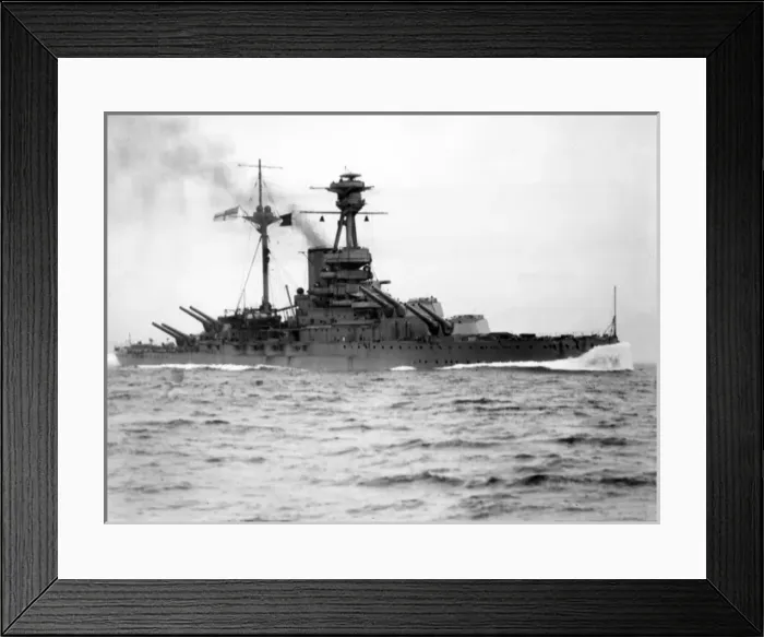 Framed Print : British battleship at sea, WW1 Framed Print : British battleship at sea, WW1