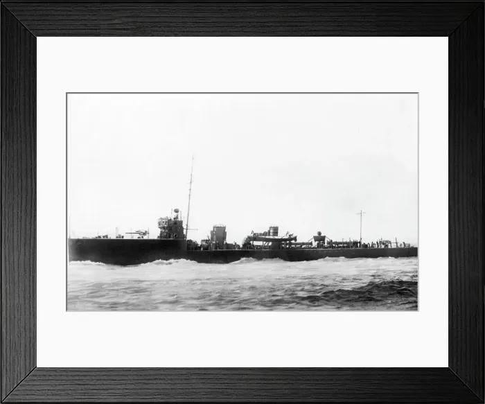 Framed Print : HMS Beaver, British destroyer at sea, WW1 Framed Print : HMS Beaver, British destroyer at sea, WW1