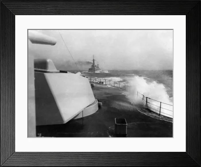Framed Print : HMS Queen Elizabeth, British battleship Framed Print : HMS Queen Elizabeth, British battleship