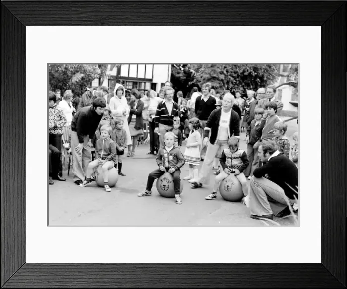 Framed Print : Celebrating the Silver Jubilee of Queen Elizabeth II