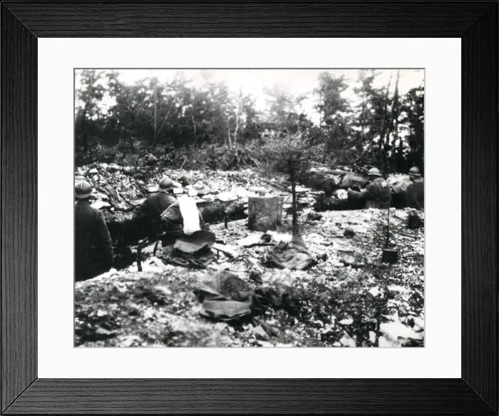 Framed Print : Italian troops in front line trenches, WW1 Framed Print : Italian troops in front line trenches, WW1