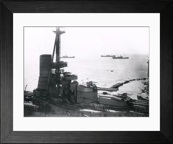 Framed Print : Italian dreadnought battleship entering Taranto harbour Framed Print : Italian dreadnought battleship entering Taranto harbour