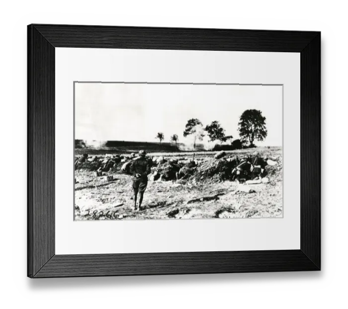 Framed Print : American troops in action, Beauges sur Aire, France, WW1 Framed Print : American troops in action, Beauges sur Aire, France, WW1