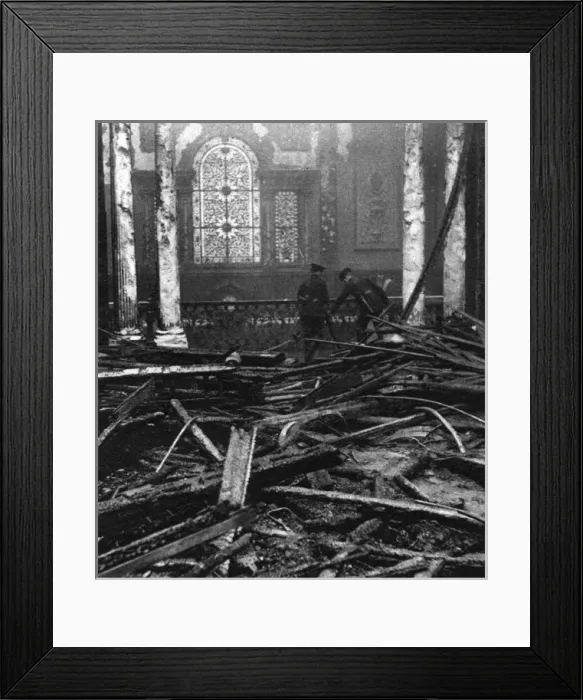 Framed Print : After the fire at Madame Tussauds, 1925 Framed Print : After the fire at Madame Tussauds, 1925