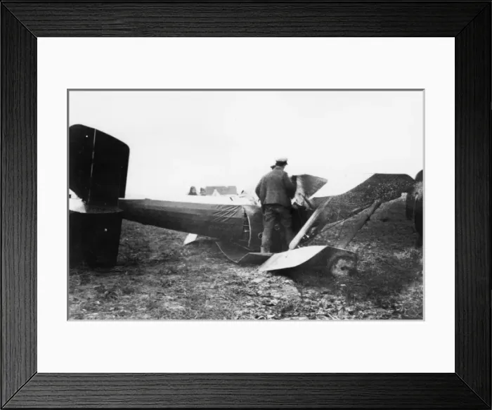 Framed Print : Damaged plane on an airfield, WW1 Framed Print : Damaged plane on an airfield, WW1