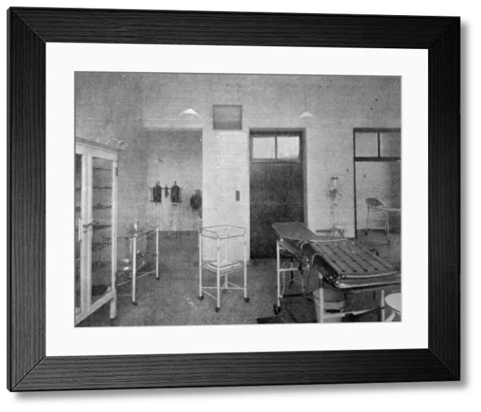 Framed Print : Bradford Workhouse Infirmary Operating Theatre Framed Print : Bradford Workhouse Infirmary Operating Theatre
