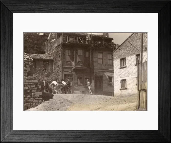 Framed Print : Istanbul - back street view Framed Print : Istanbul - back street view
