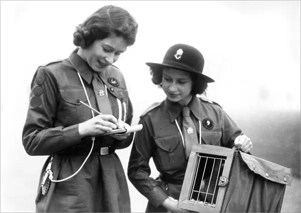 Girl Guides: Princesses Elizabeth and Margaret send courier
