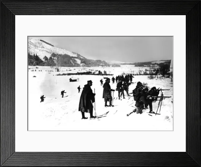 Framed Print : Soldiers in action in the snow, WW1 Framed Print : Soldiers in action in the snow, WW1