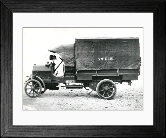 Framed Print : Italian Fiat 18P lorry in use during WW1 Framed Print : Italian Fiat 18P lorry in use during WW1
