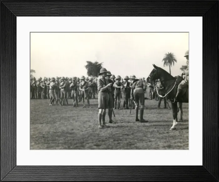 Framed Print : Allied soldiers awaiting orders, Egypt, WW1 Framed Print : Allied soldiers awaiting orders, Egypt, WW1