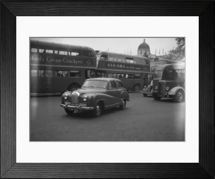 Framed Print : Trafalgar Square Traffic - 1953 Framed Print : Trafalgar Square Traffic - 1953