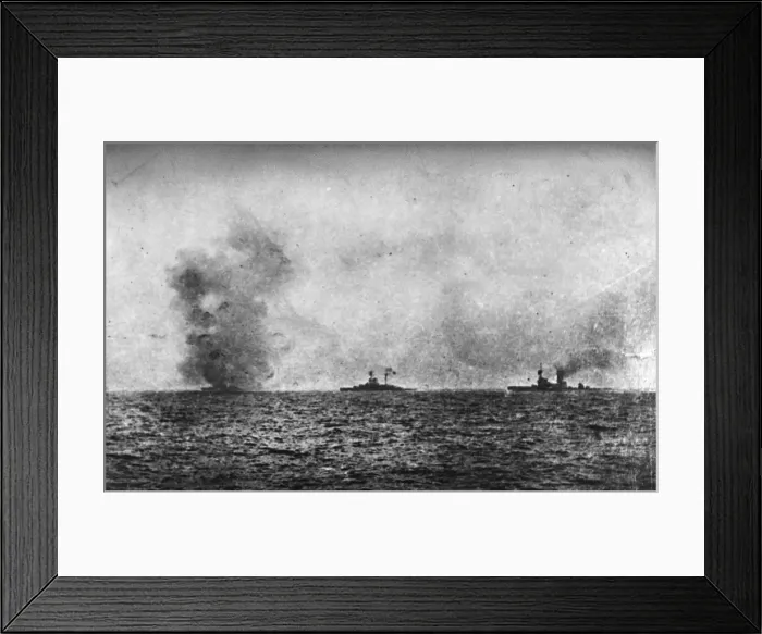 Framed Print : Scene during the Battle of Jutland, WW1 Framed Print : Scene during the Battle of Jutland, WW1