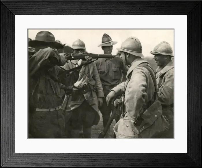 Framed Print : American and French allies with rifles, France, WW1 Framed Print : American and French allies with rifles, France, WW1