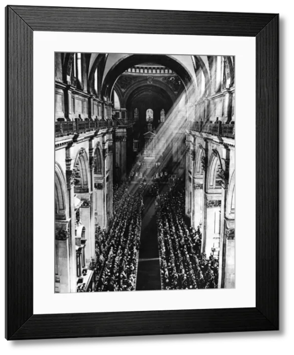 Framed Print : King George V Silver Jubilee celebrations, 1935 - St Paul s Framed Print : King George V Silver Jubilee celebrations, 1935 - St Paul s