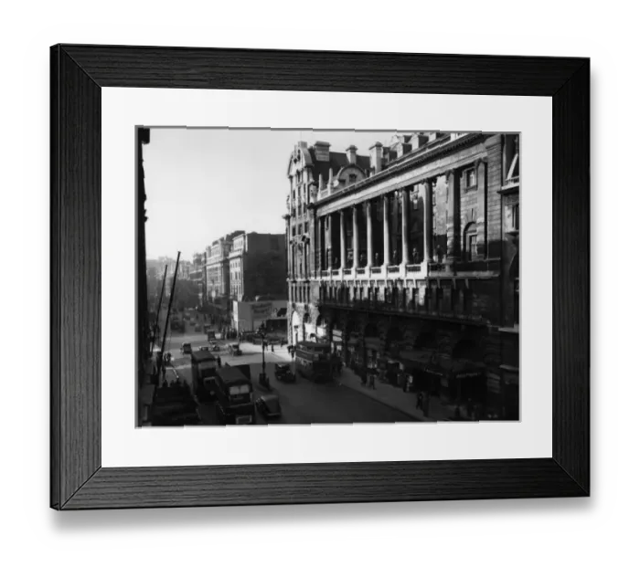 Framed Print : Piccadilly Hotel, London Framed Print : Piccadilly Hotel, London