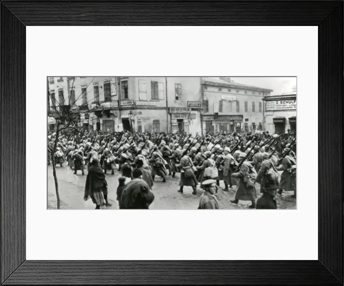 Framed Print : Russian troops march through Galician town, WW1 Framed Print : Russian troops march through Galician town, WW1