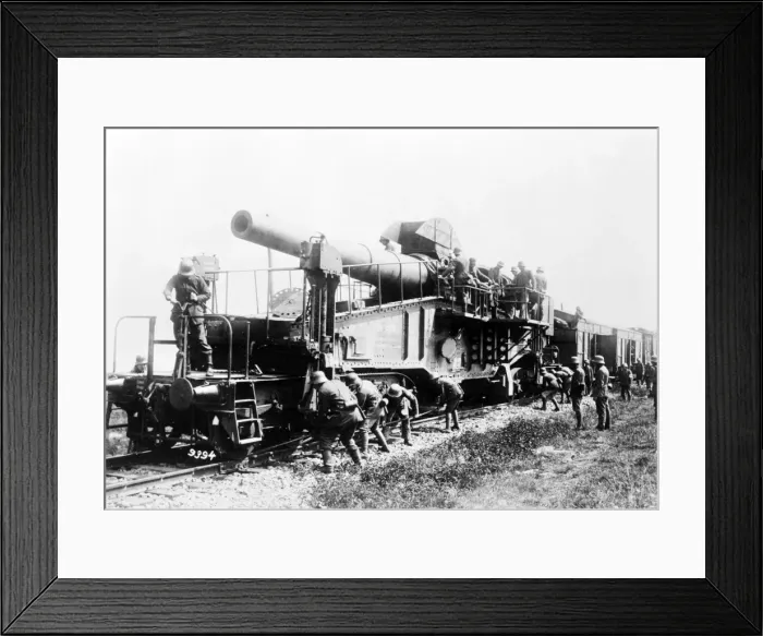 Framed Print : German soldiers with rail-mounted artillery, WW1 Framed Print : German soldiers with rail-mounted artillery, WW1