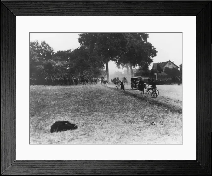 Framed Print : Belgian retreat to Antwerp, WW1 Framed Print : Belgian retreat to Antwerp, WW1